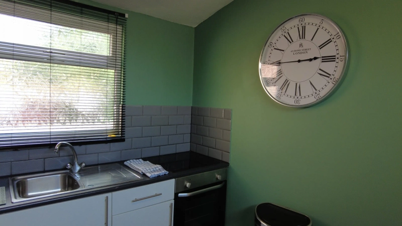 42a Kesteven Street - 2 Bed - Thumbnail 9